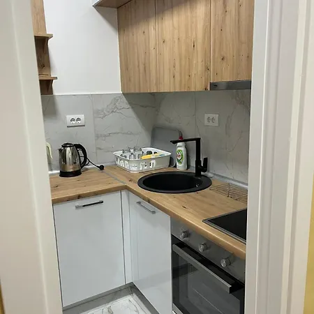 Stan Na Dan Tamaris 아파트